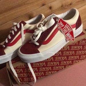 OLD SKOOL VANS MAROON RED CREAM